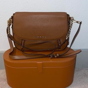 Michael Kors Tan Gold Saddle Leather Shoulder Crossbody Bag